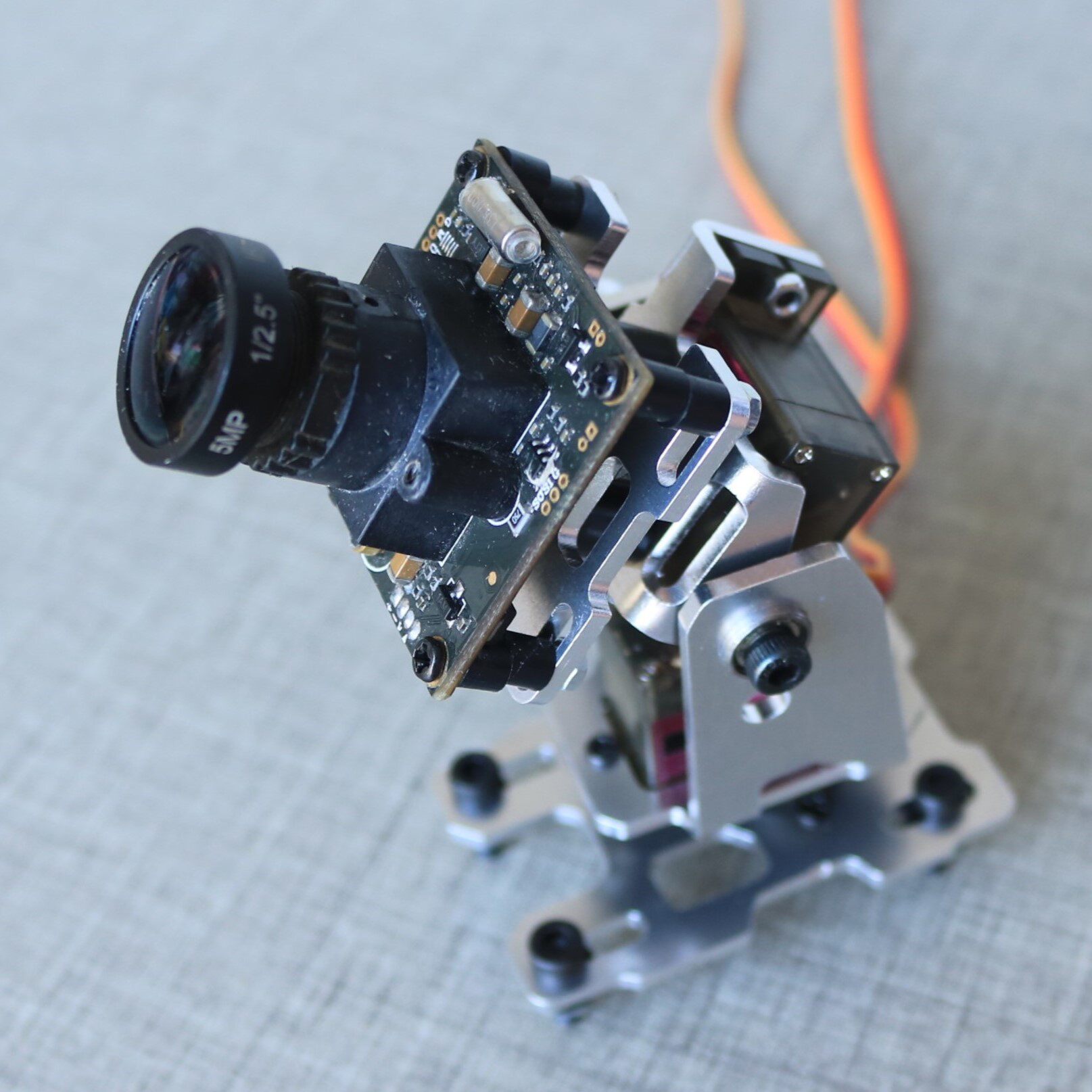 Support de cardan double servo - Servo Pan Tilt avis et prix